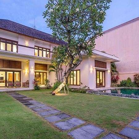 Bali Villa Lotus Seminyak Eksteriør bilde
