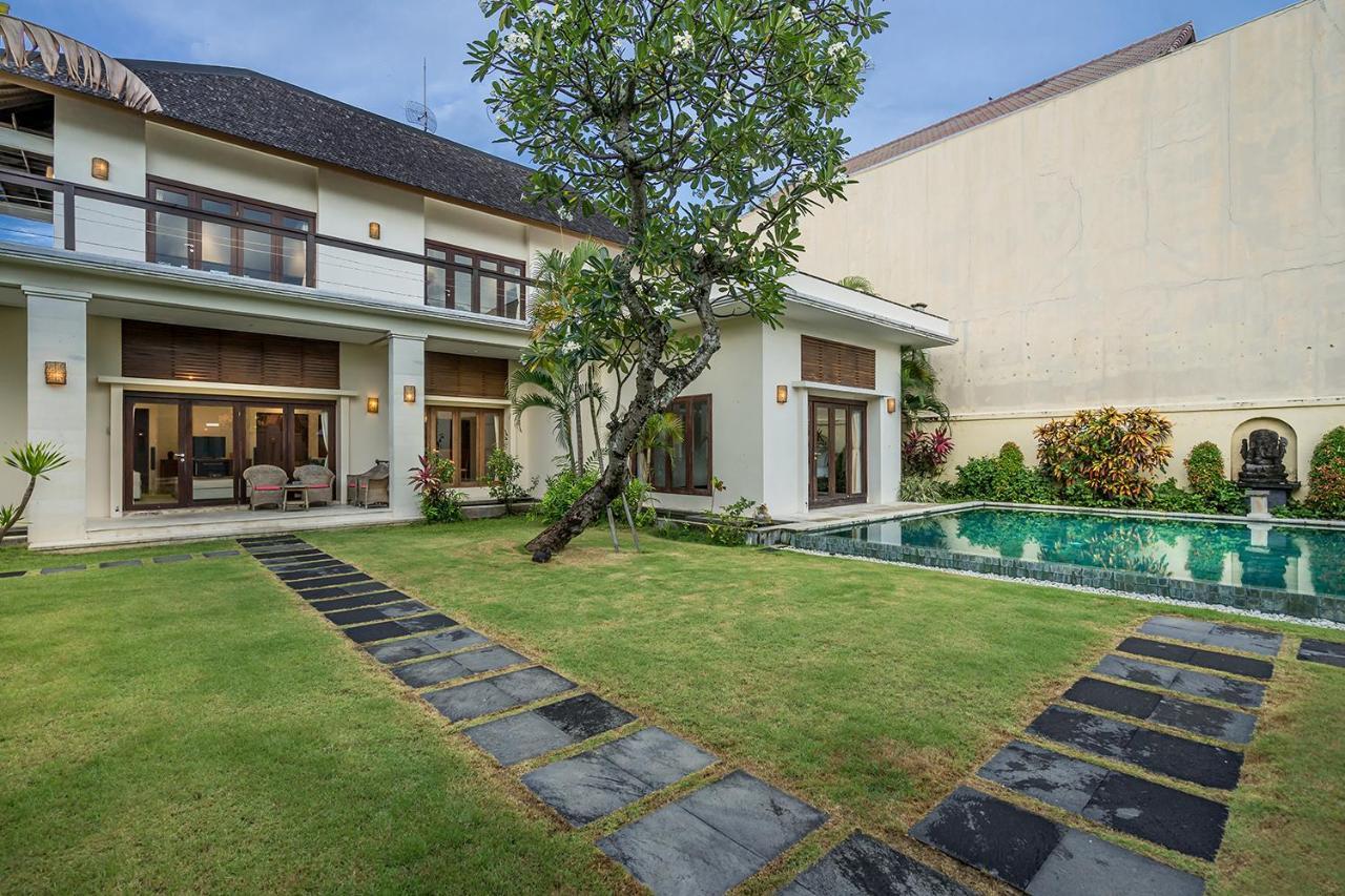 Bali Villa Lotus Seminyak Eksteriør bilde