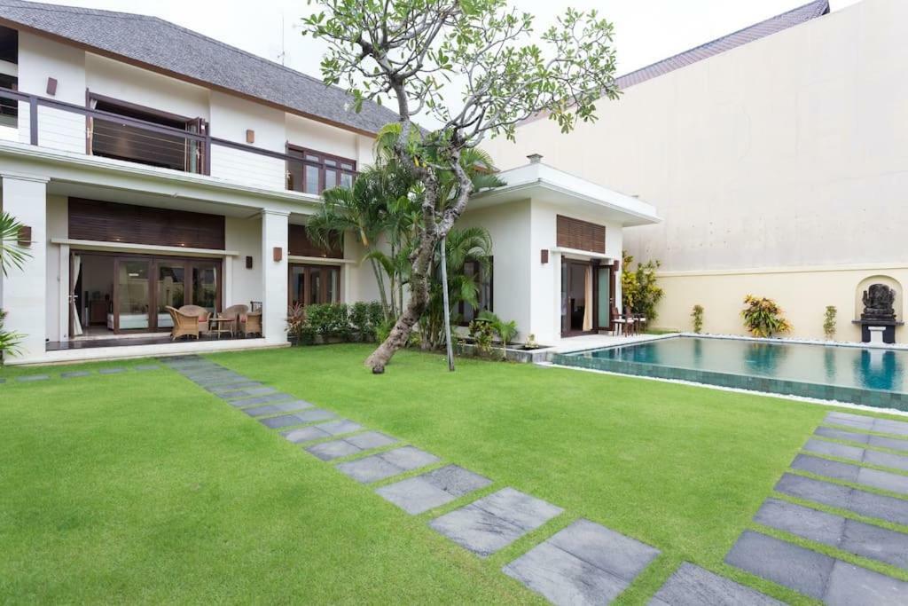 Bali Villa Lotus Seminyak Eksteriør bilde